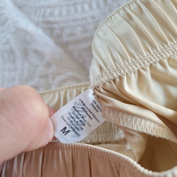 Parade Elegant Cream Pajama Pants Satin M - Picture 5 of 6